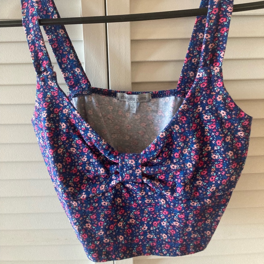 Floral Top - Picture 3 of 3